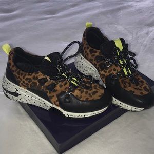 Steve Madden sneakers